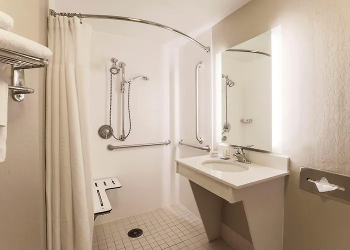 Springhill By Marriott 3*